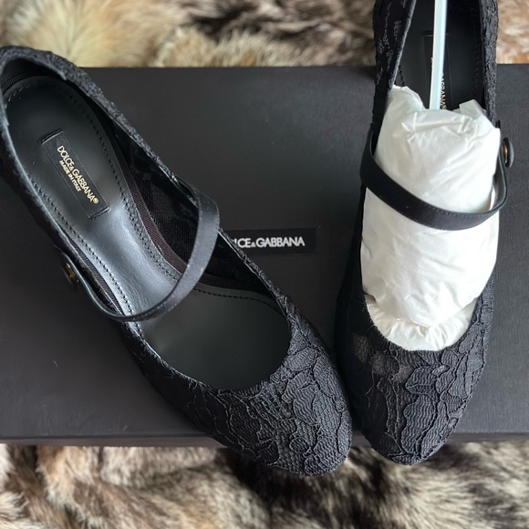 ♥️Dolce & Gabbana lace shoes New size 40 run size 9 - Picture 3 of 10